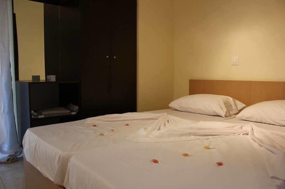 Helen Apartments ريثيمنو المظهر الخارجي الصورة